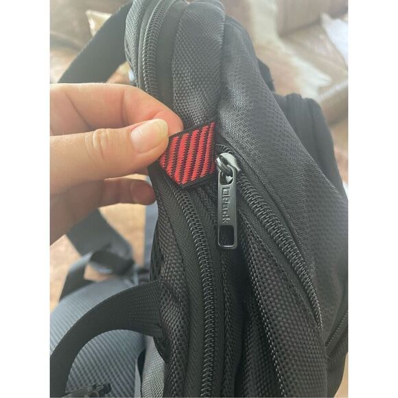 OPACK 18.4" Extra Large Laptop Backpack - TSA Friendly, Anti-Theft, Water-Resist - Picture 7 of 11